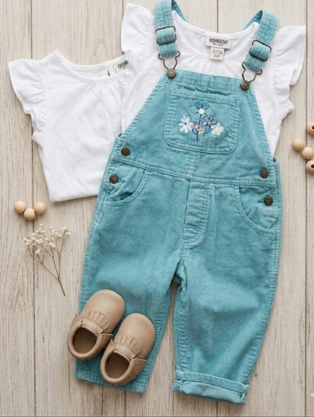 OshKosh B'gosh Girls Blue Corduroy Floral Embroidered Overalls Size 2T